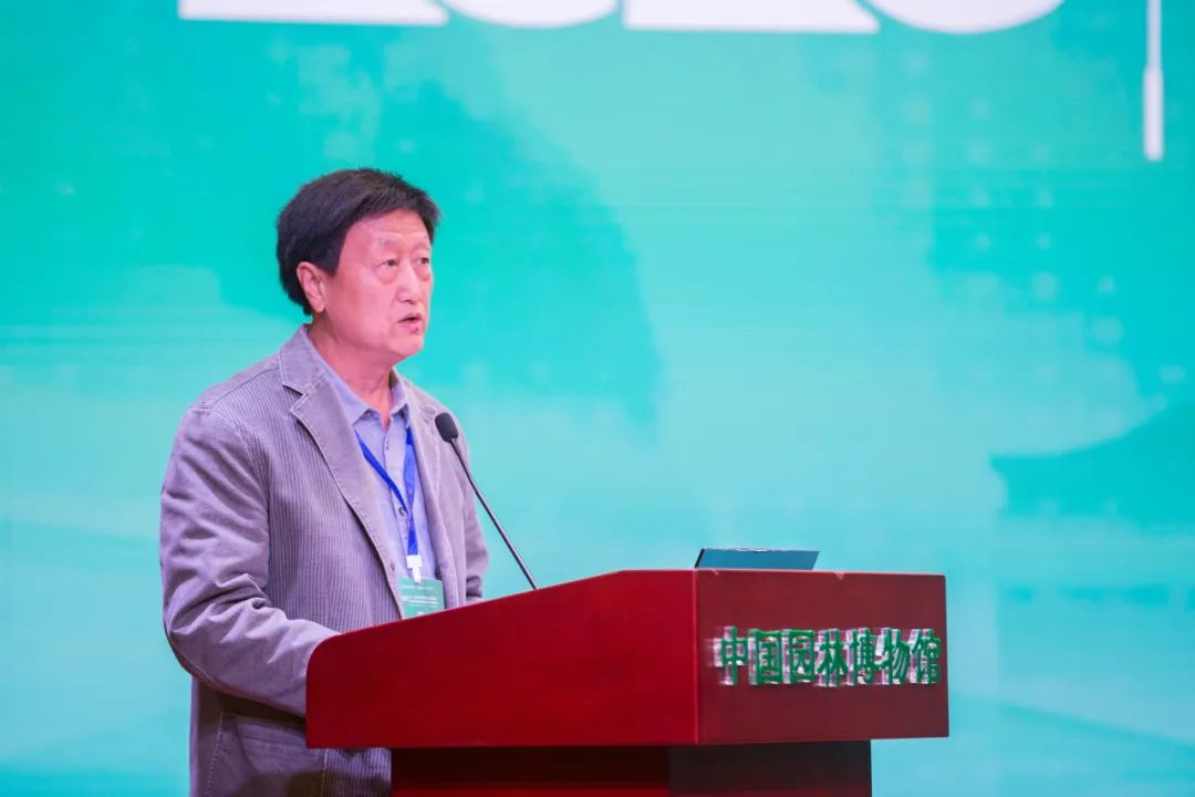 中国风景园林学会副理事长贾建中