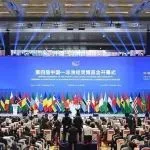 第四届中非经贸博览会上，四川参会企业数和人数超历届