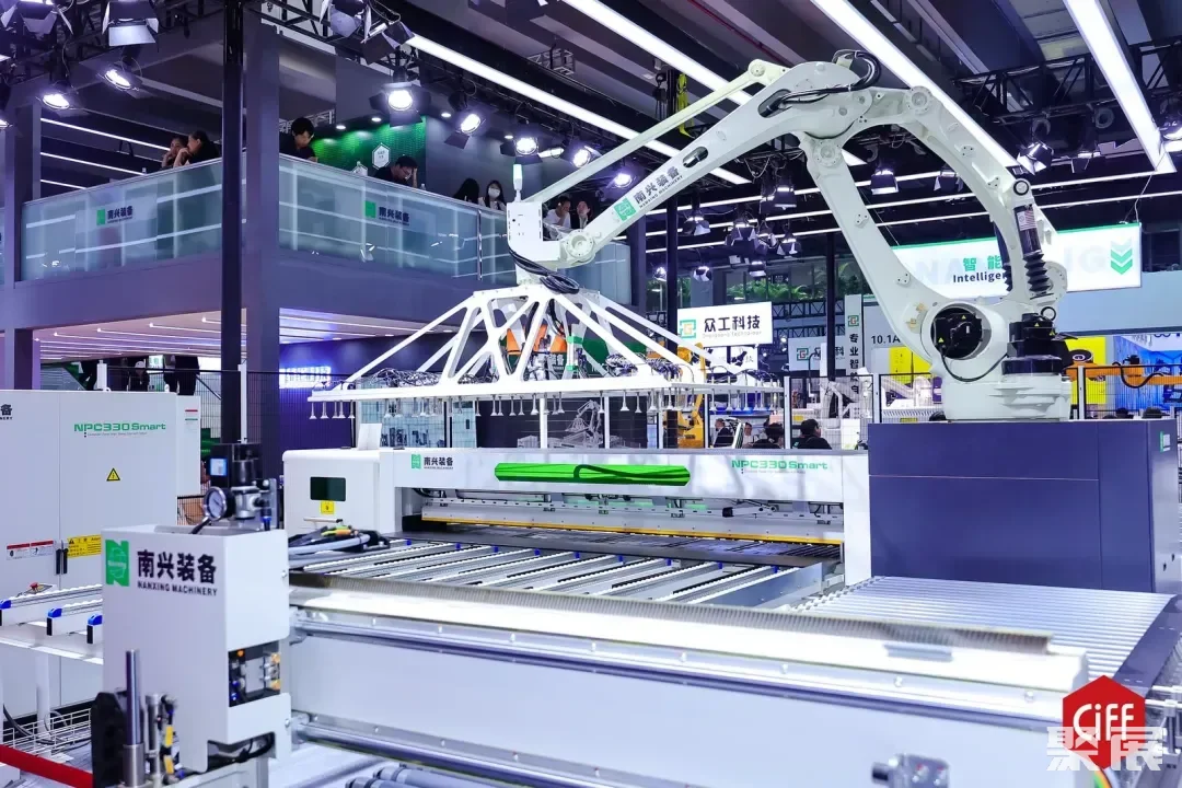 CIFF广州 | 第53届中国家博会（广州）设备配料展：以智提质，新机链未来