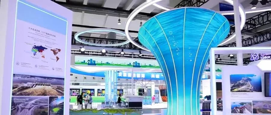东博会新能源秀场：解锁“绿”科技新姿态！