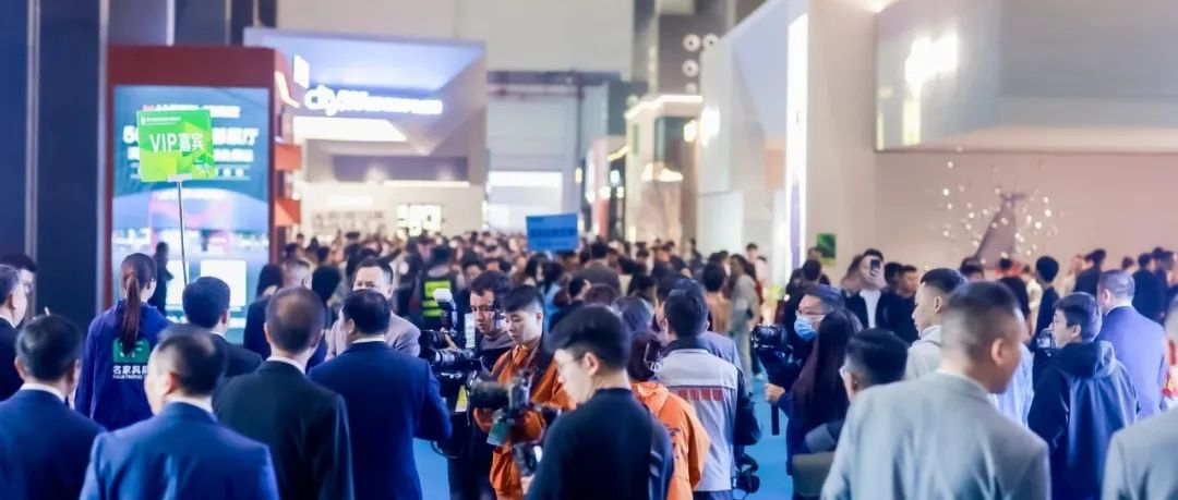 “吸睛”又“吸金”的名家具展，2025会交出怎样的答卷？！