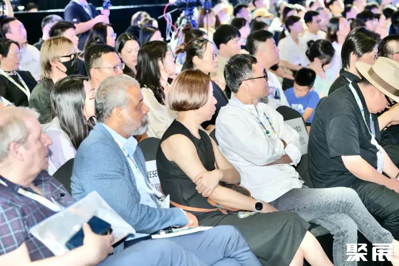 设计师现场.jpg 图片