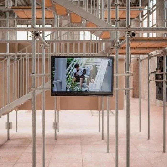 2023成都双年展平行展《光，耀眼刺目》开幕