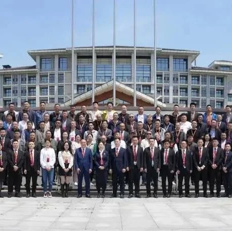同创造 齐分享 共飞扬 | 2023JFUJI华中区域经销商大会圆满召开！