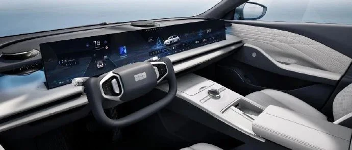 【10月18日】​捷尼赛思中国区CEO离任；零跑毛利率转正；丰田工厂暂停生产；沃尔沃EM90申报图曝光；五菱发布全新灵犀混动技术