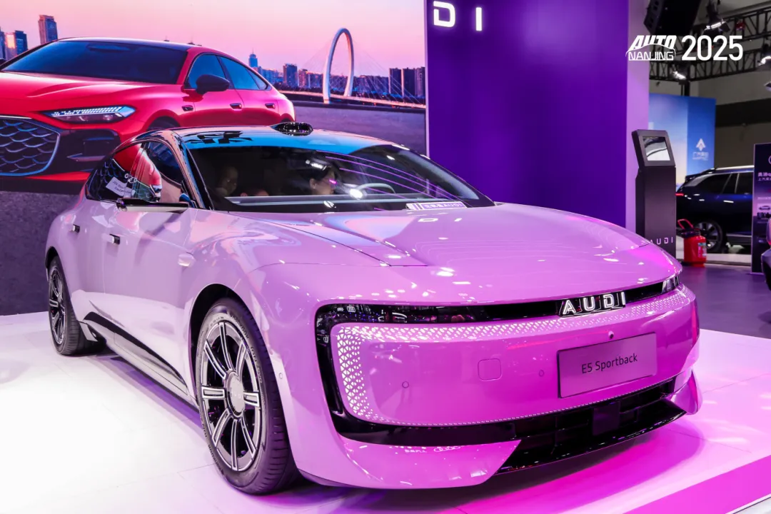 8-上汽奥迪E5 Sportback.jpg