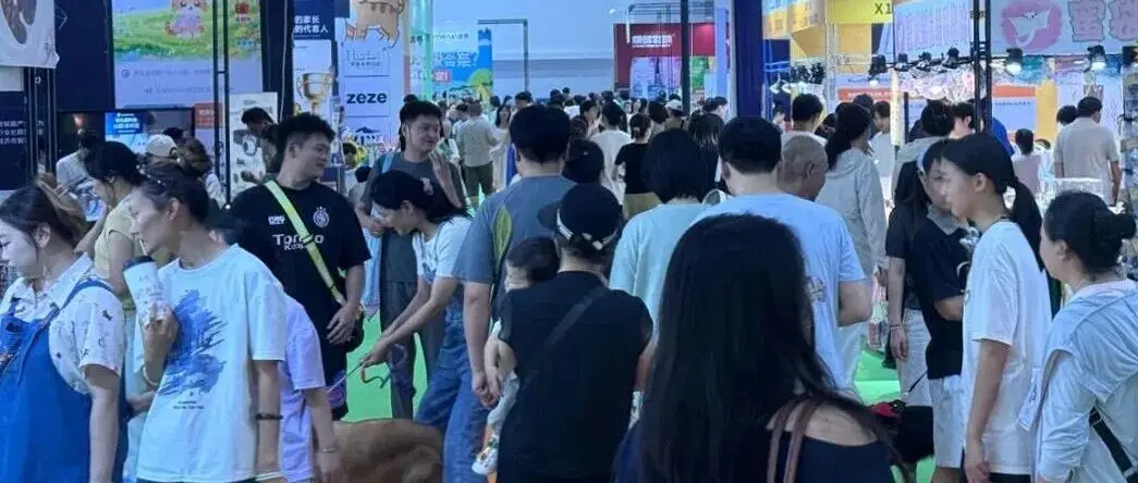 2026世宠会武汉宠物展今日盛大开幕!周末两天精彩继续